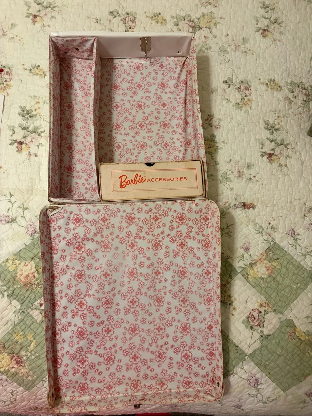 Vintage Barbie Doll Case - White with Red and Blue Artwork